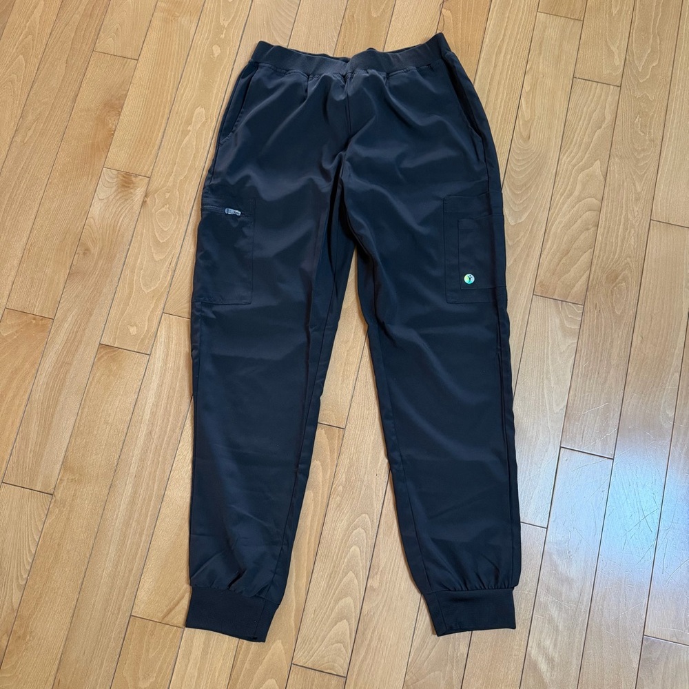 Women’s Black Cargo Jogger Pants